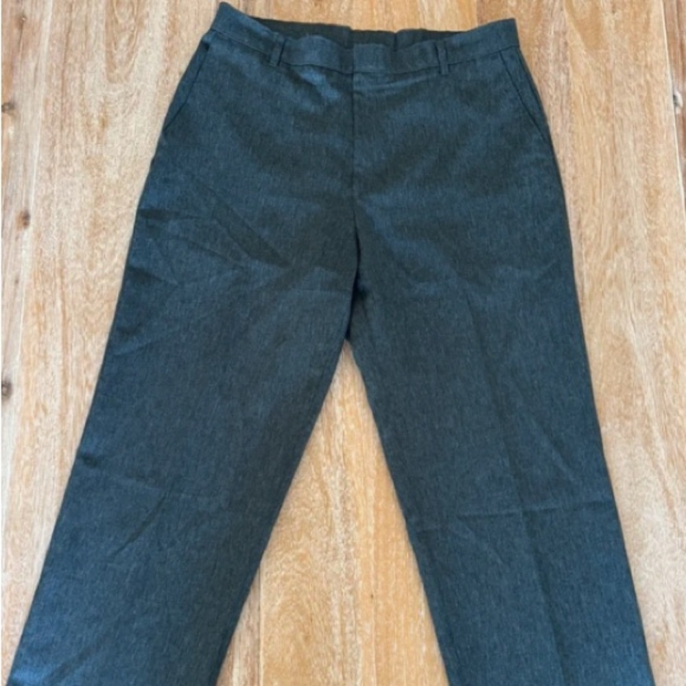 Women's Tailored Straight-Leg Trousers in Charcoal